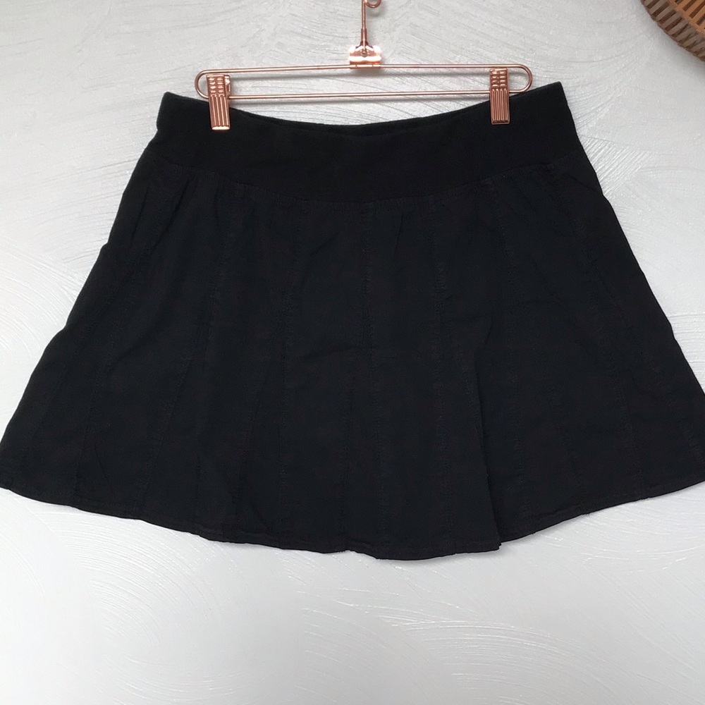 XCVI Black Mini Skirt, Large - Picture 3 of 6
